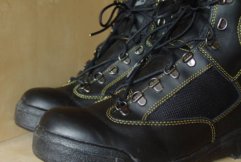 13077 field boot